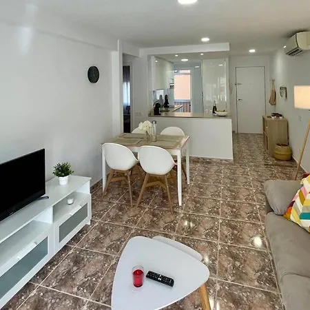 Holiday Apartment * Σαλού